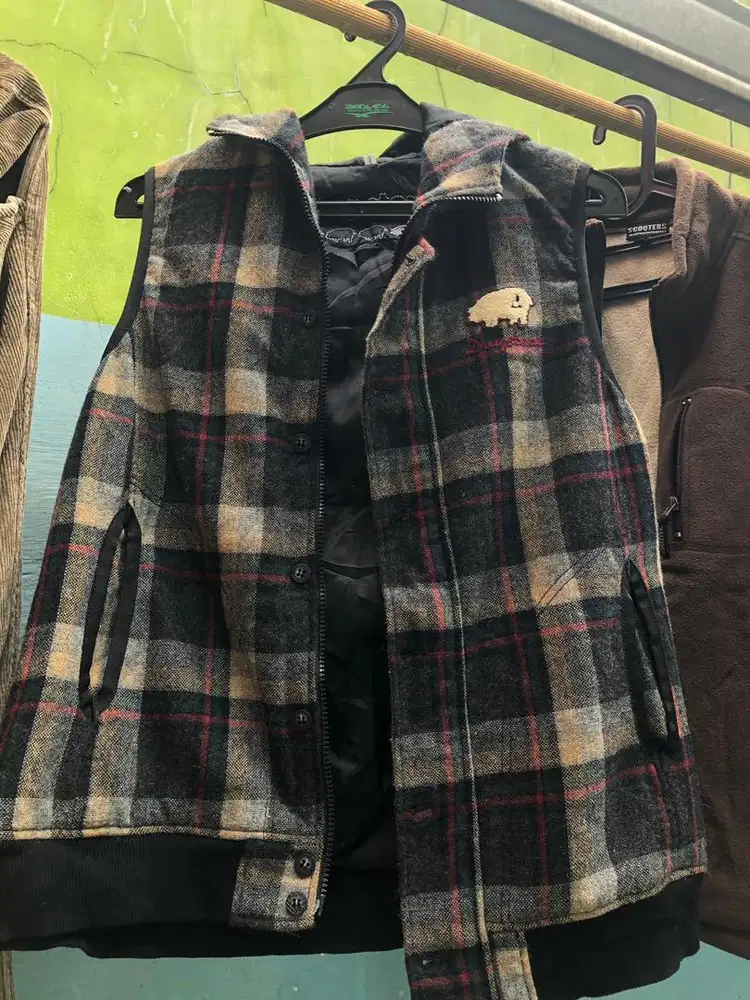 rompi ada kupluknya bahan tebal