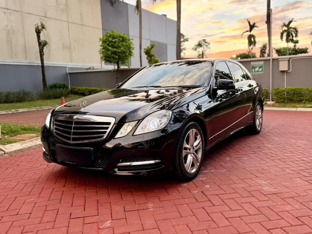 Mercedes Benz E300 Avantgarde