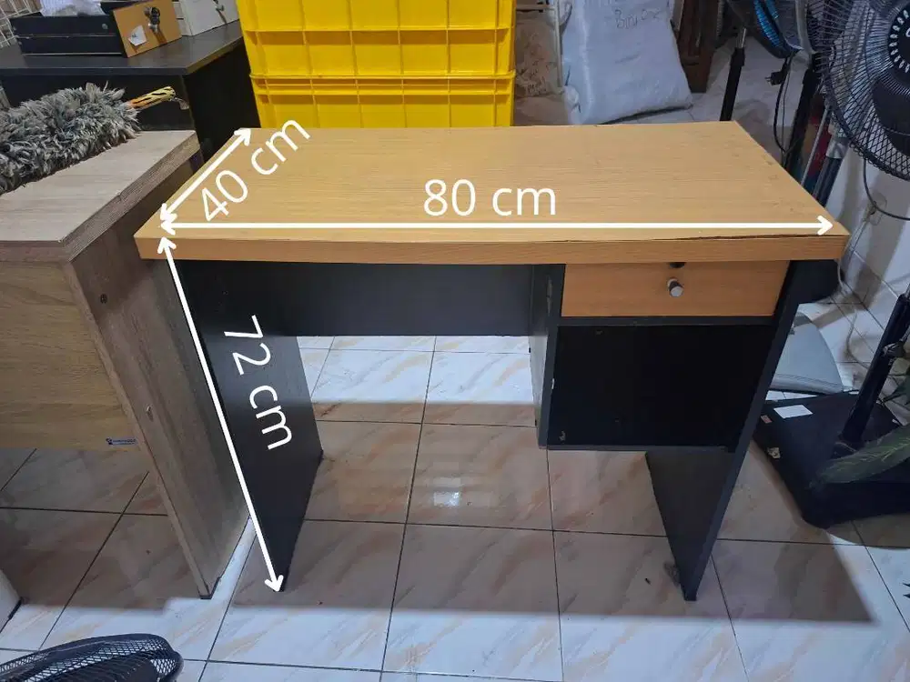 Jual Rugi Mau Pindahan - Meja Kerja Bekas ukuran 80x40x73 cm