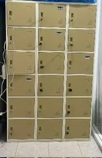 Locker multi 18 door sandylw