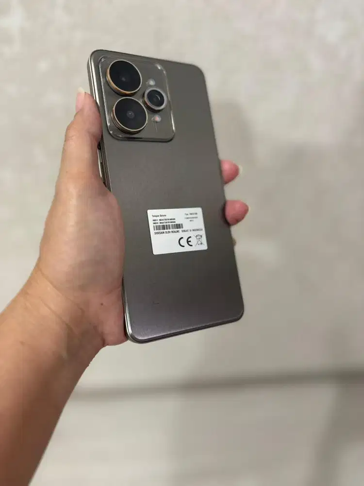 RealMe 15 5G 8Gb/256 Mulus Garansi On No Box
