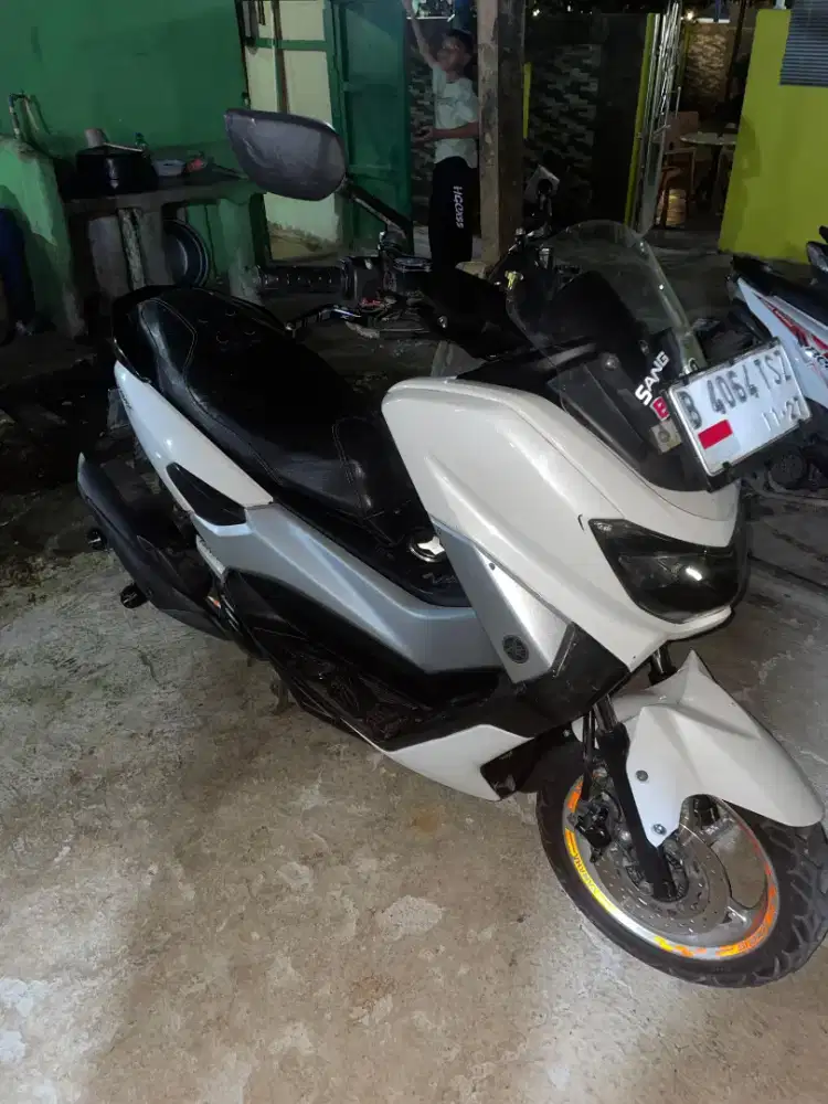 NMAX 2017 NON ABS MOTOR PEMAKAIAN PRIBADI
