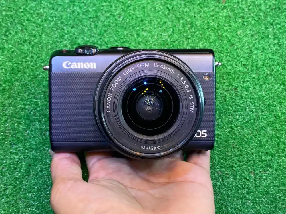 Kamera Canon EOS M100
