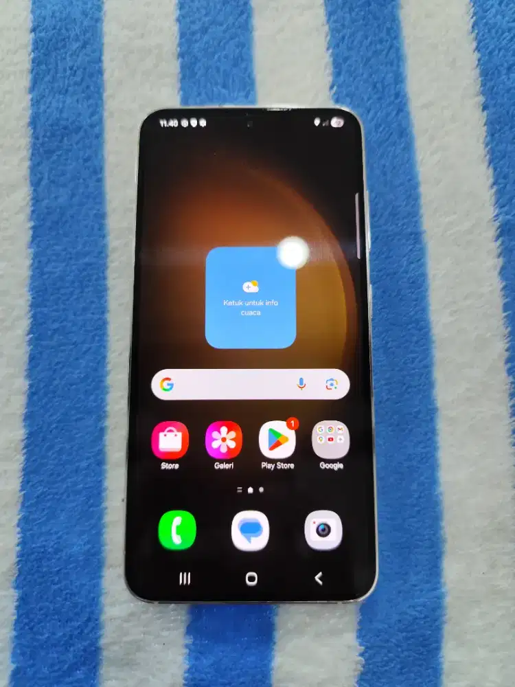 Hp Second Samsung Galaxy S23 5G 8/128GB Resmi SEIN Mulus Fullset Ori