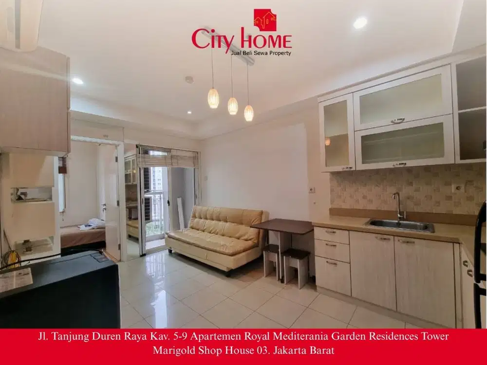 Disewakan Cepat Apartemen Lantai Rendah 2BR, Furnished Mewah, Jakbar