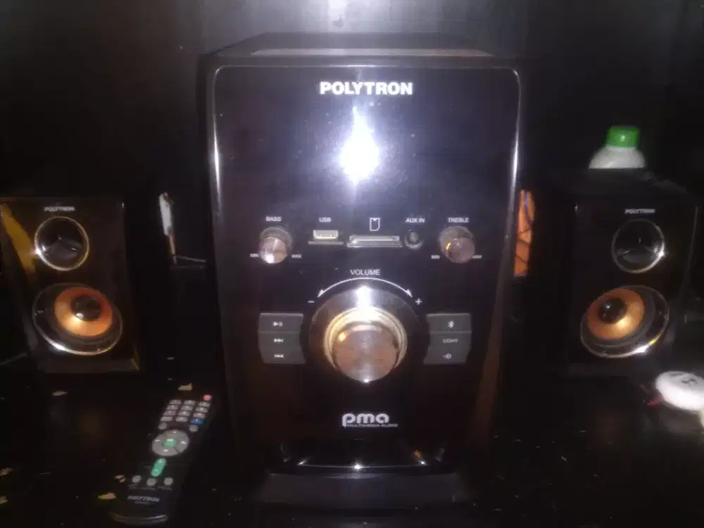Speaker bluetooth polytron
