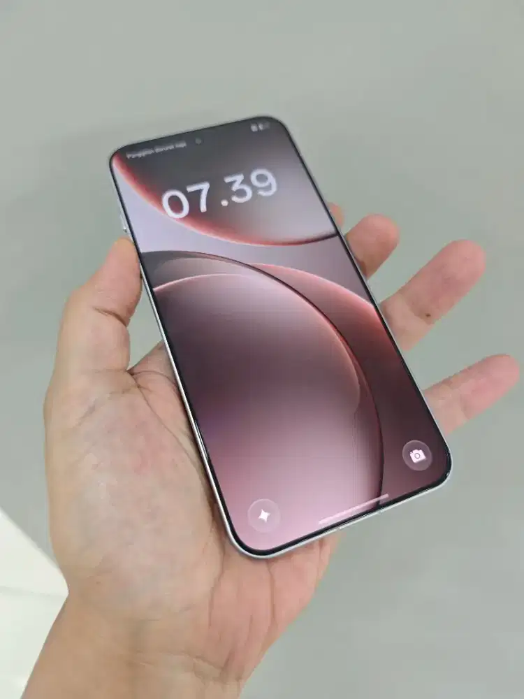 Oppo Find x9 12/256 garansi resmi Indonesia 11 bulan
