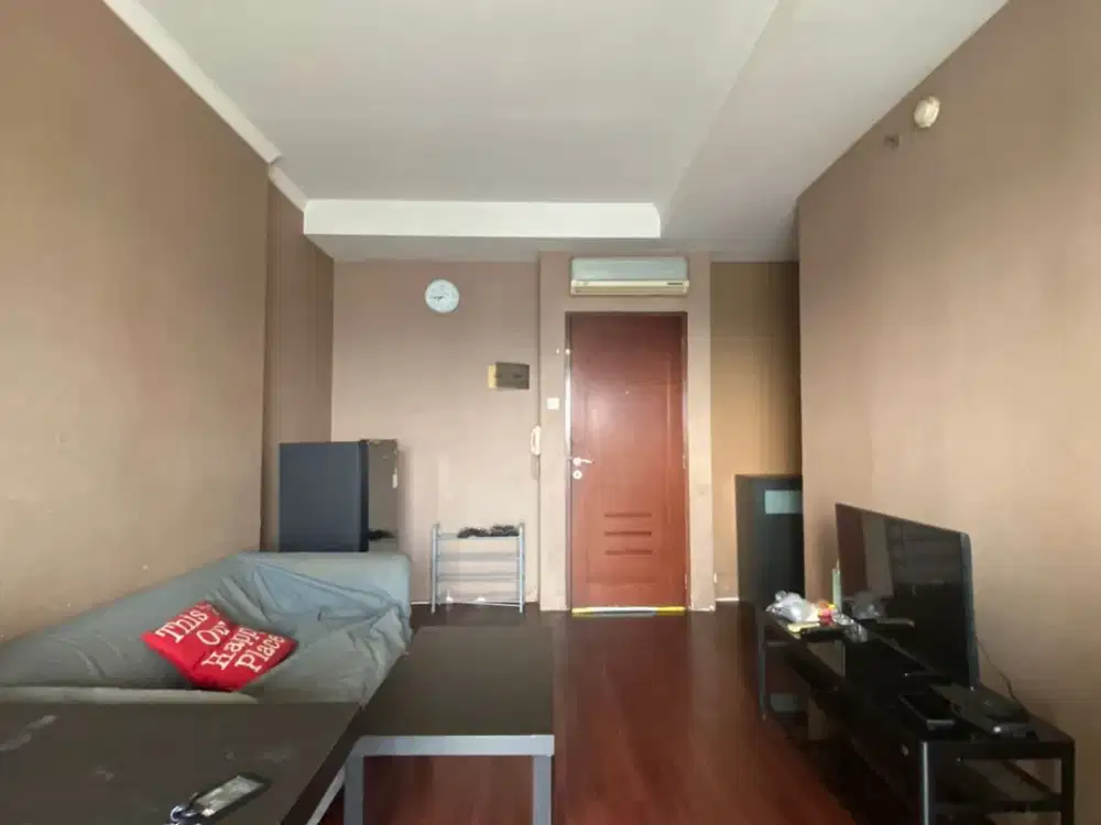 Disewakan Tipe 2 Kamar Lantai Tengah di Apartemen Mediterania Garden 2
