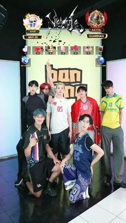 Di butuhkan segera host live tik tok