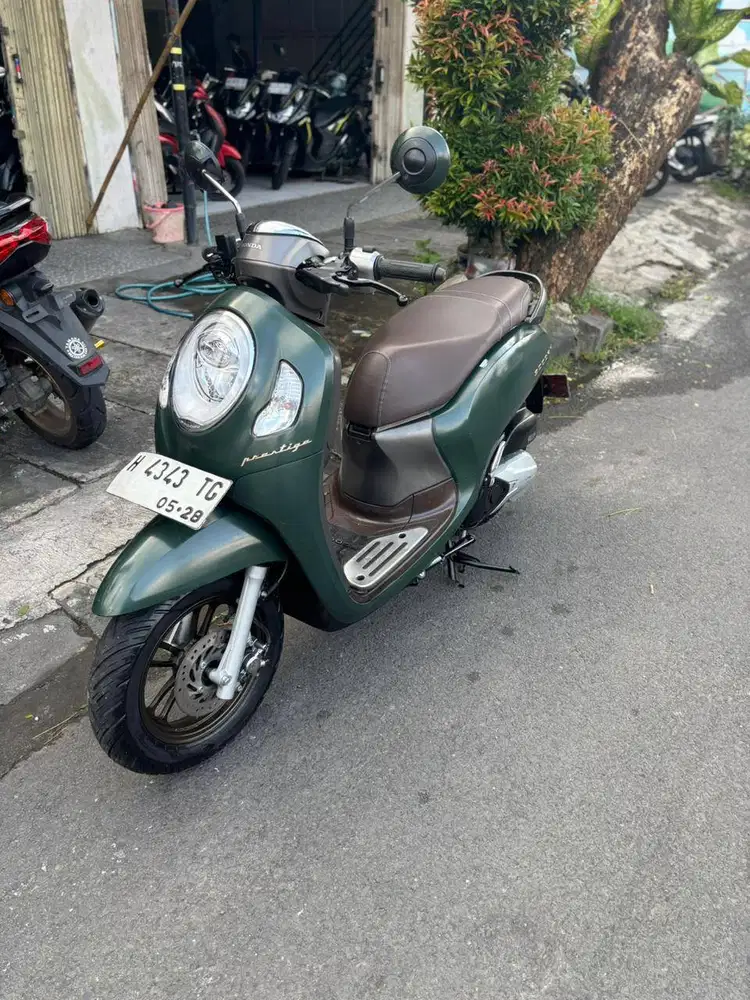 Honda Scoopy Prestige Tahun 2023