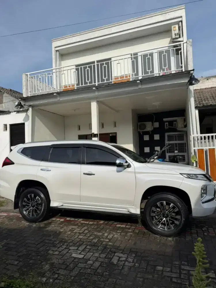 Pajero sport Dakar 4x2 at 2023
