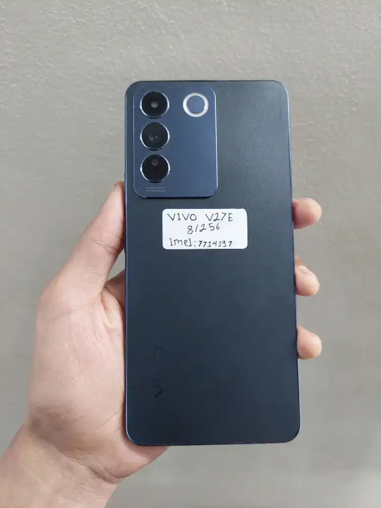Vivo V27e Ram 8/256 GB lengkap