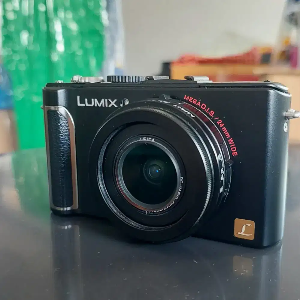 Panasonic Lumix DMC-LX3 - Legend Compact Camera!