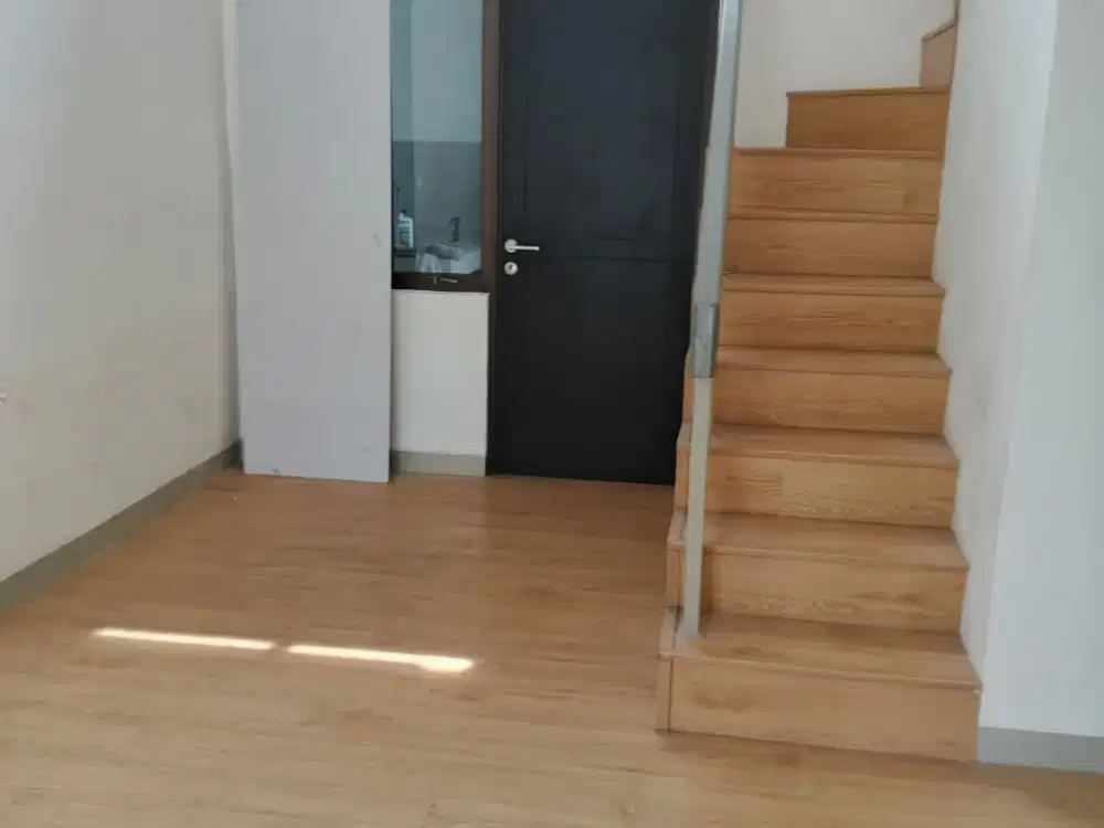 BANTING HARGA Dijual rumah murah 2lantai di Cluster Shinano Jakarta Garden City Cakung Jakarta Timur siaphuni minimalis modern