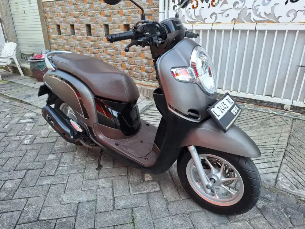 BU honda scoopy 2017 km 40 kondisi sgt bagus samsat utara