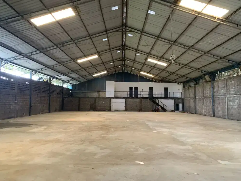 Dijual Murah Gudang di Jurumudi Tangerang Akses Kontainer 40 Ft