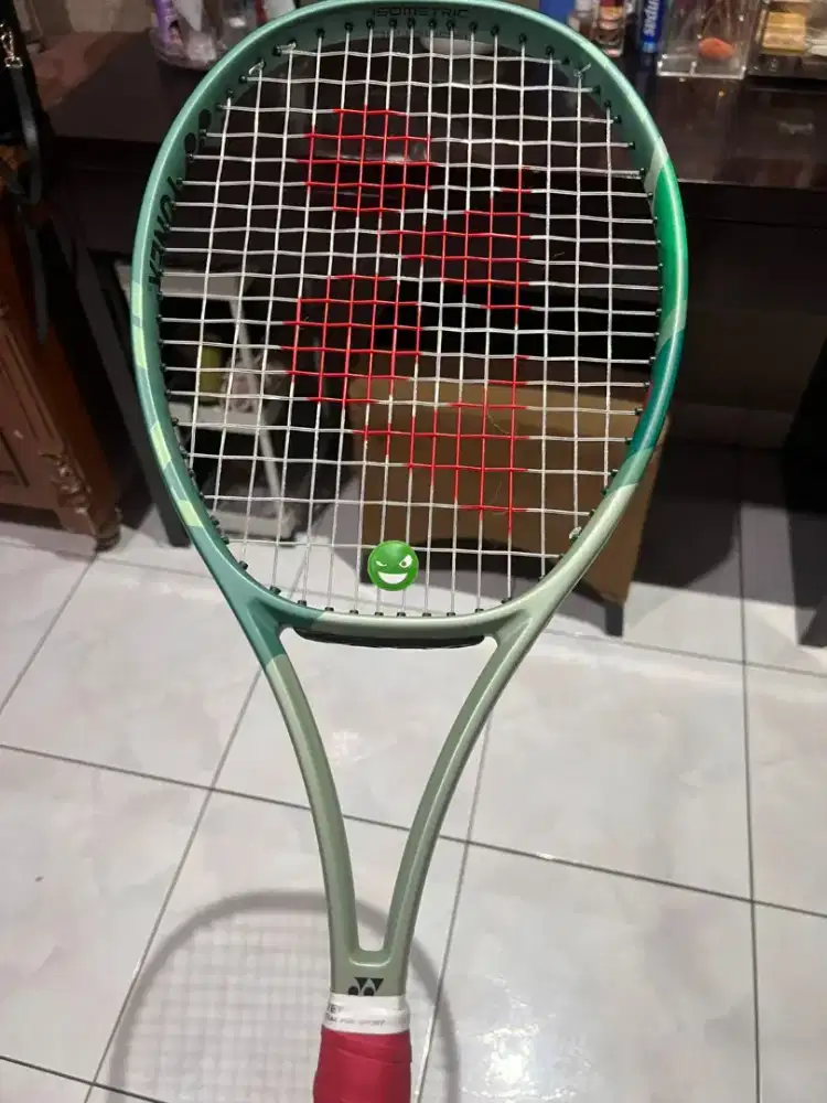 Raket Tenis Yonex Percept like new