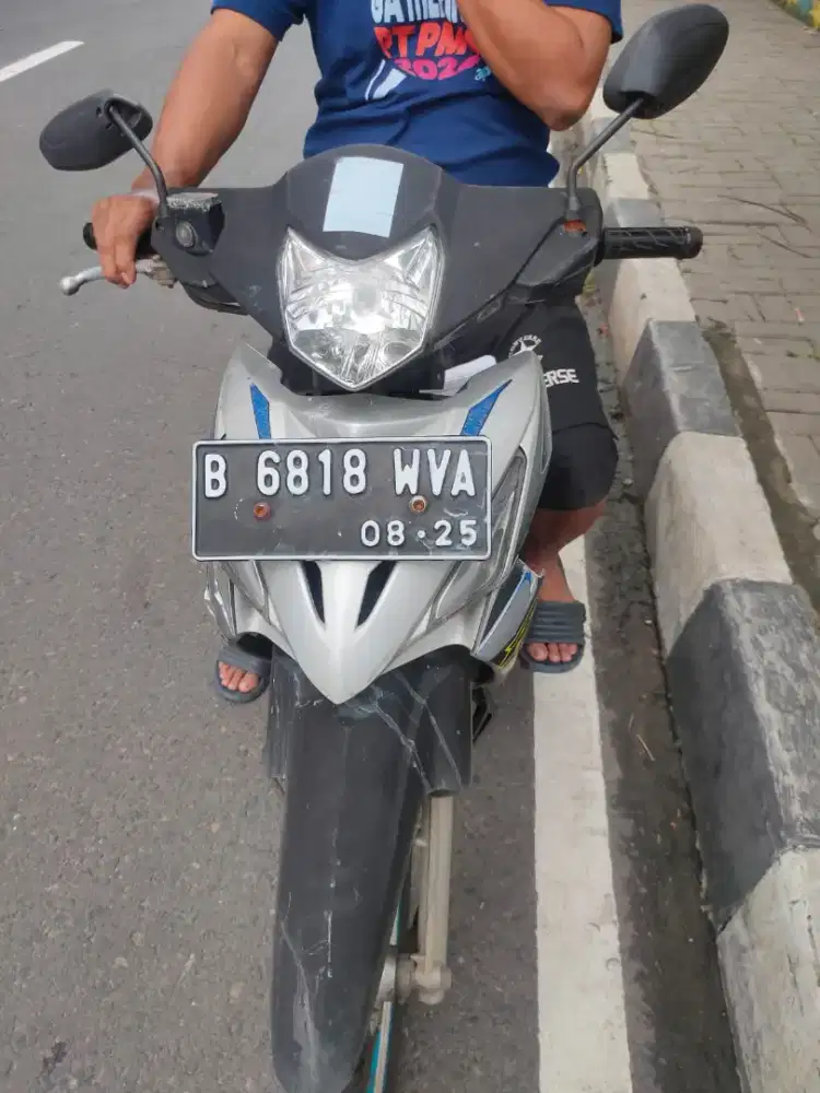 Revo kondisi masih bagus mesin masih halus