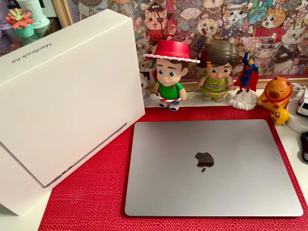 Macbook Air M3 13 inch 16/256 space grey