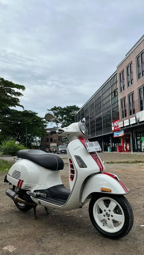 Vespa GTS (2019)