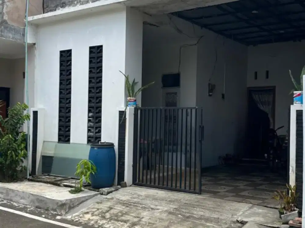 Dijual rumah di Medang Lestari Gading Serpong Tangerang, 15 menit ke Gerbang Tol Karawaci 3 dan Rumah Sakit Qadr
