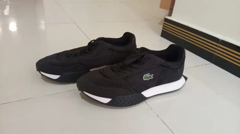 Sepatu lacoste ori sz 42