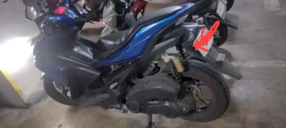 Yamaha aerox 155 plat E