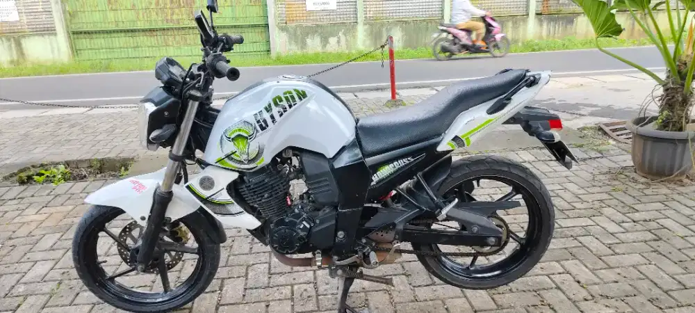 Dijual Yamaha Byson tahun 2013 surat lengkap