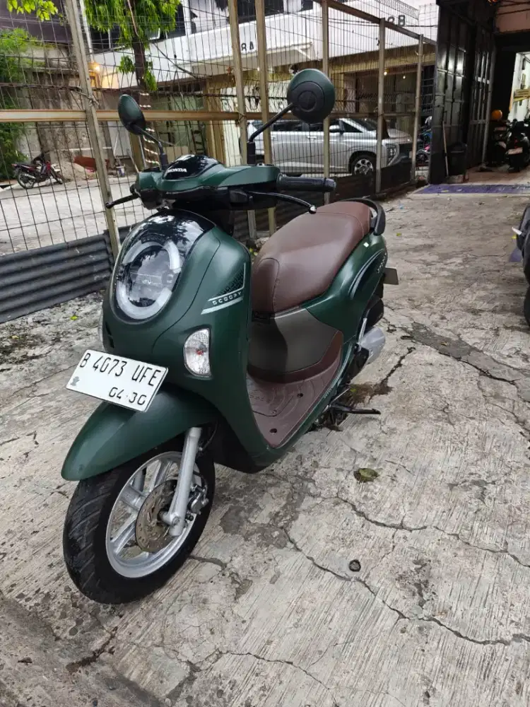 Scoopy stylish 2025  dp 1jt km 13rb ufe dnlea