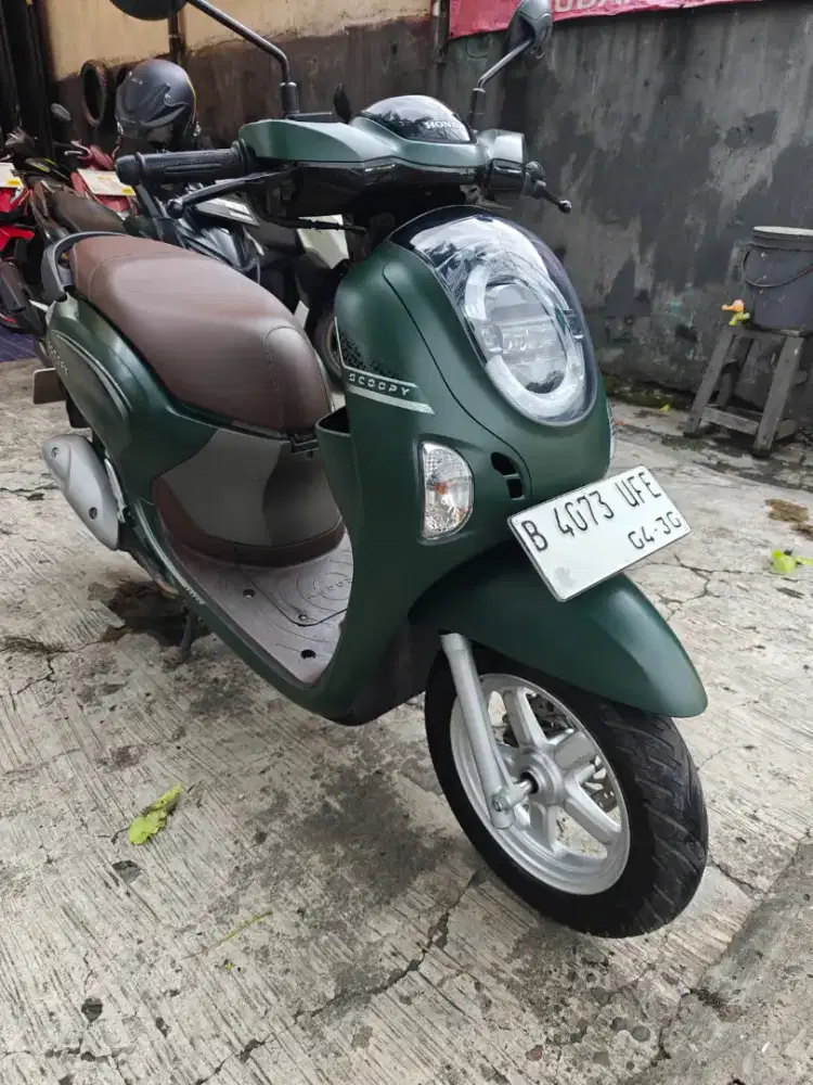 Scoopy stylish 2025  dp 1jt km 13rb ufe dnlea