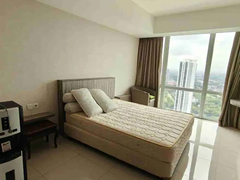 Di Sewakan Cepat Unit Studio Tower 3 URESIDENCE Apartment .