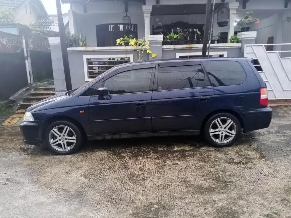 Dijual Honda Odyssey 2001 full ori rawatan
