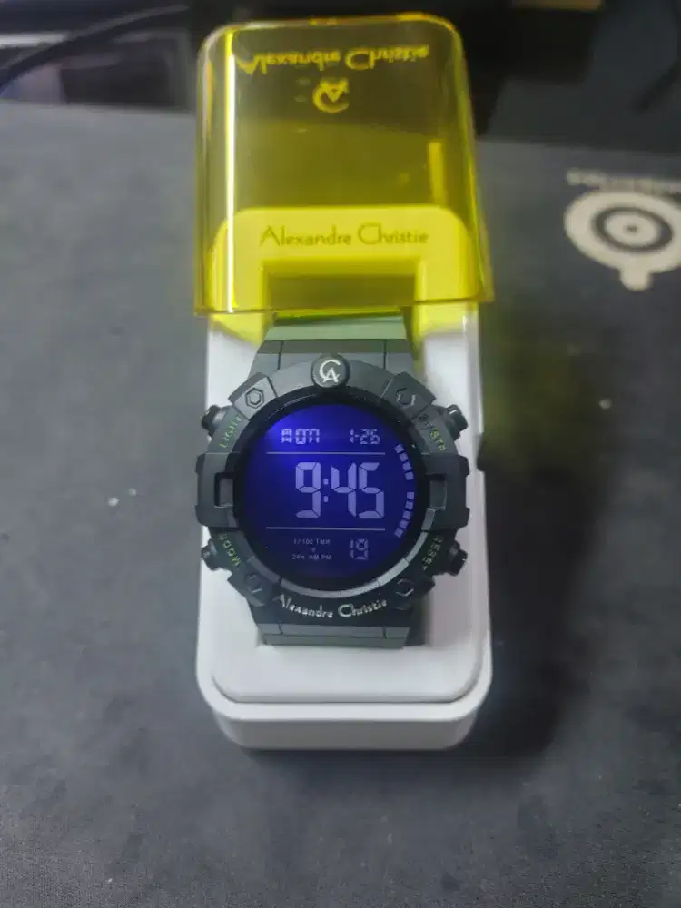 Jam tangan Alexandre Christie