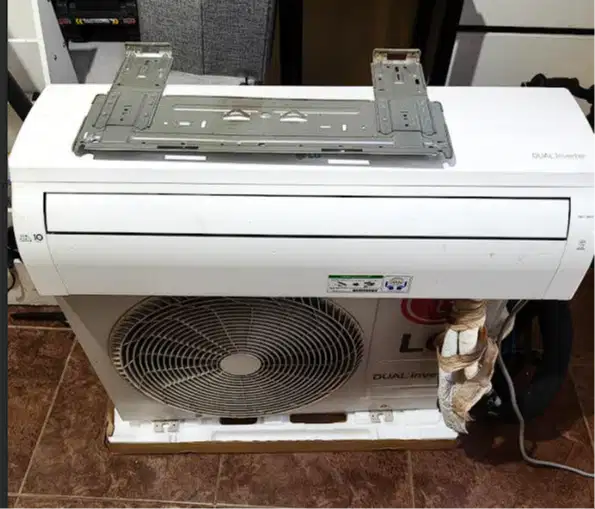 JUAL AC LG T06EV4 1/2PK DUAL COOL INVERTER