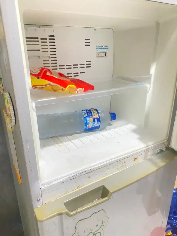 Jual aja kulkas glacio