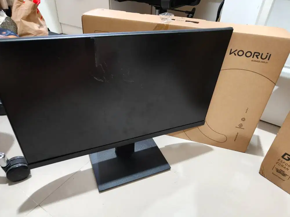 JUAL MONITOR MSI & KOORUI 24 inch