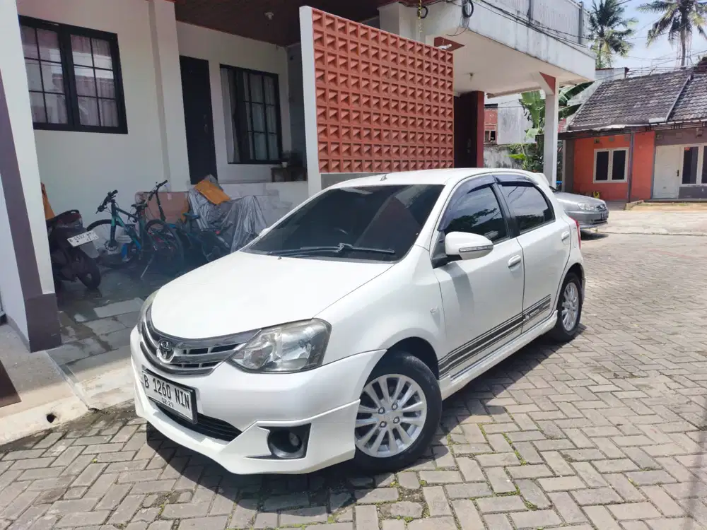 Toyota Etios Valco 2014 type G bisa TT