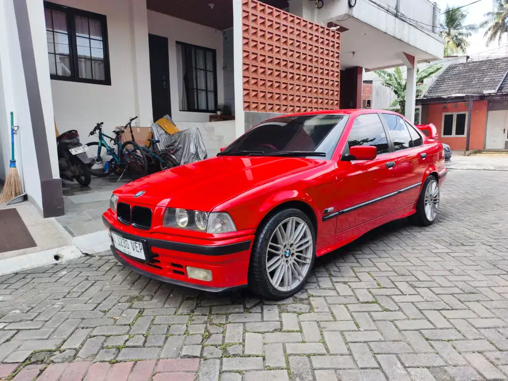 BMW 318i 1997 MT full Restorasi