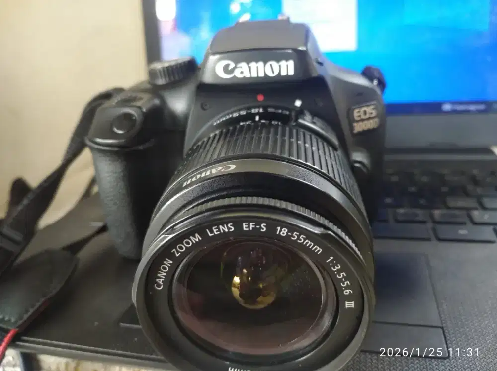Camera Canon 3000D