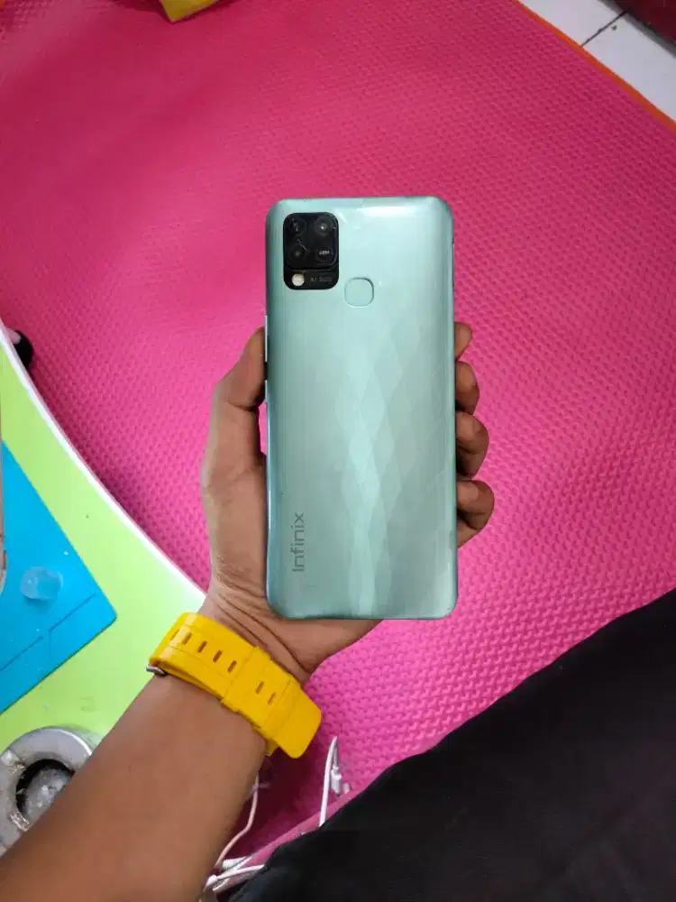 Infinix Hot 10s 6/128 Gb