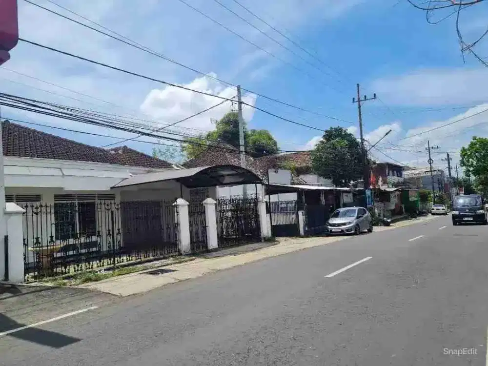 Rumah Lama Pinggir Jalan Cocok untuk Usaha di Lowokwaru dekat Suhat