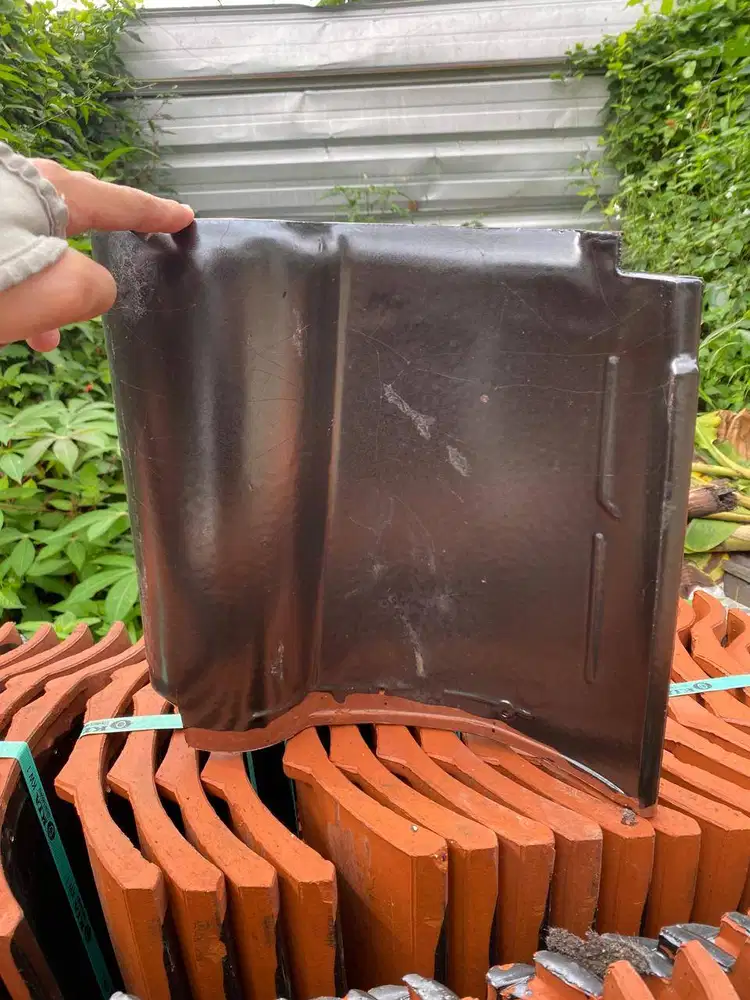 GENTENG KIA (ZIRCON NERO KW1) - HITAM