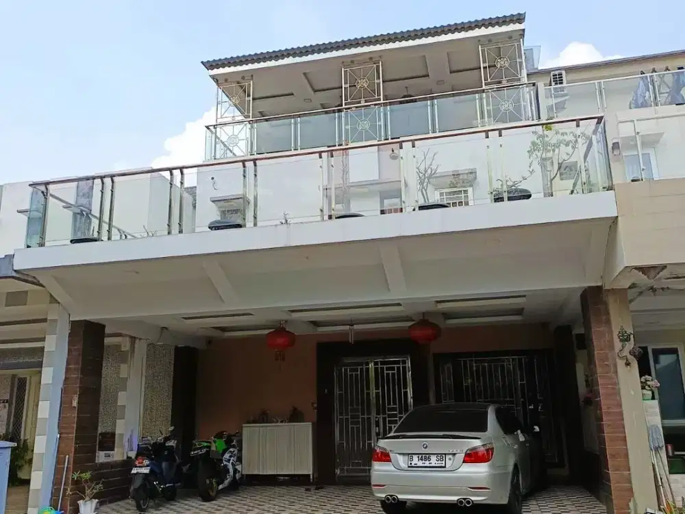 Rumah Mewah Anthurium Casa Jardin 8x18 Full Furnish Interior SHM
