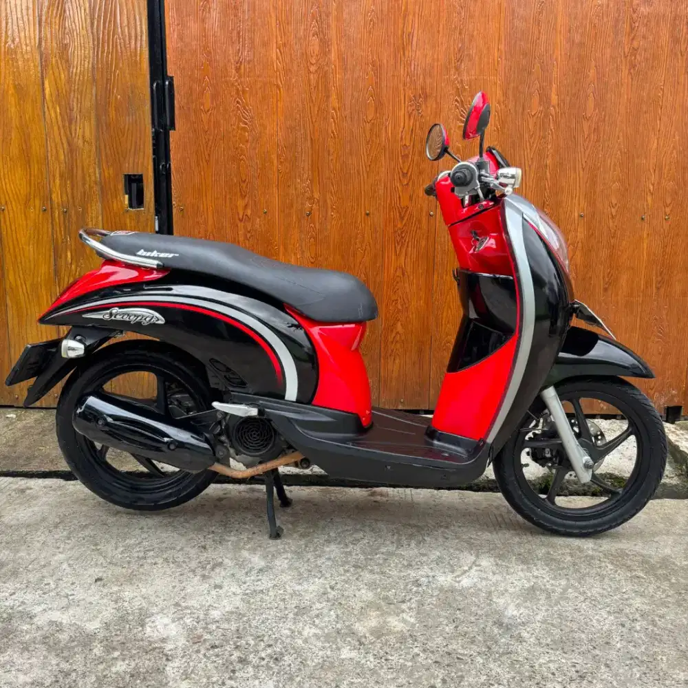 SCOOPY 2012 SURAT LENGKAP PAJAK AKTIF MESIN ADEM ENAK BUAT WARA WIRI