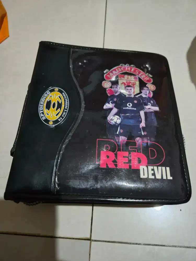 Koleksi simpanan jual murah deh tas dompet kaset DVD sama kaset nya