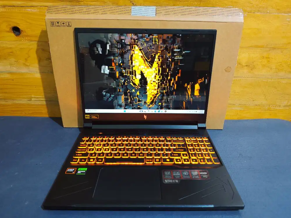 ACER Nitro V 16 ANV16-41 Ryzen 7-8845HS RAM 16GB SSD 512GB RTX4050 6GB