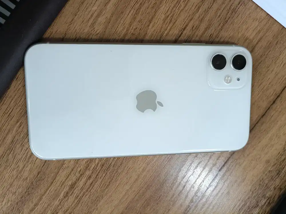 Dijual iPhone 11 ~ 64GB