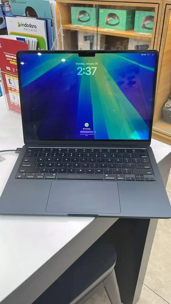 di jual macbook air m2 16/256 resmi ibox