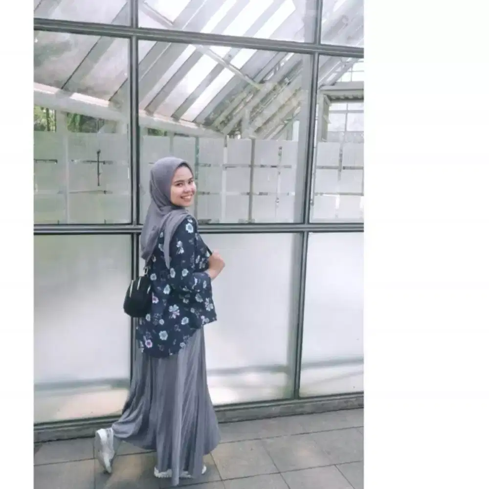 Art dan baby sitter panggilan