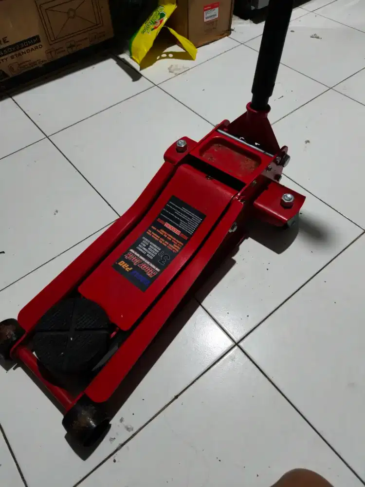 Dongkrak hidrolik 3t